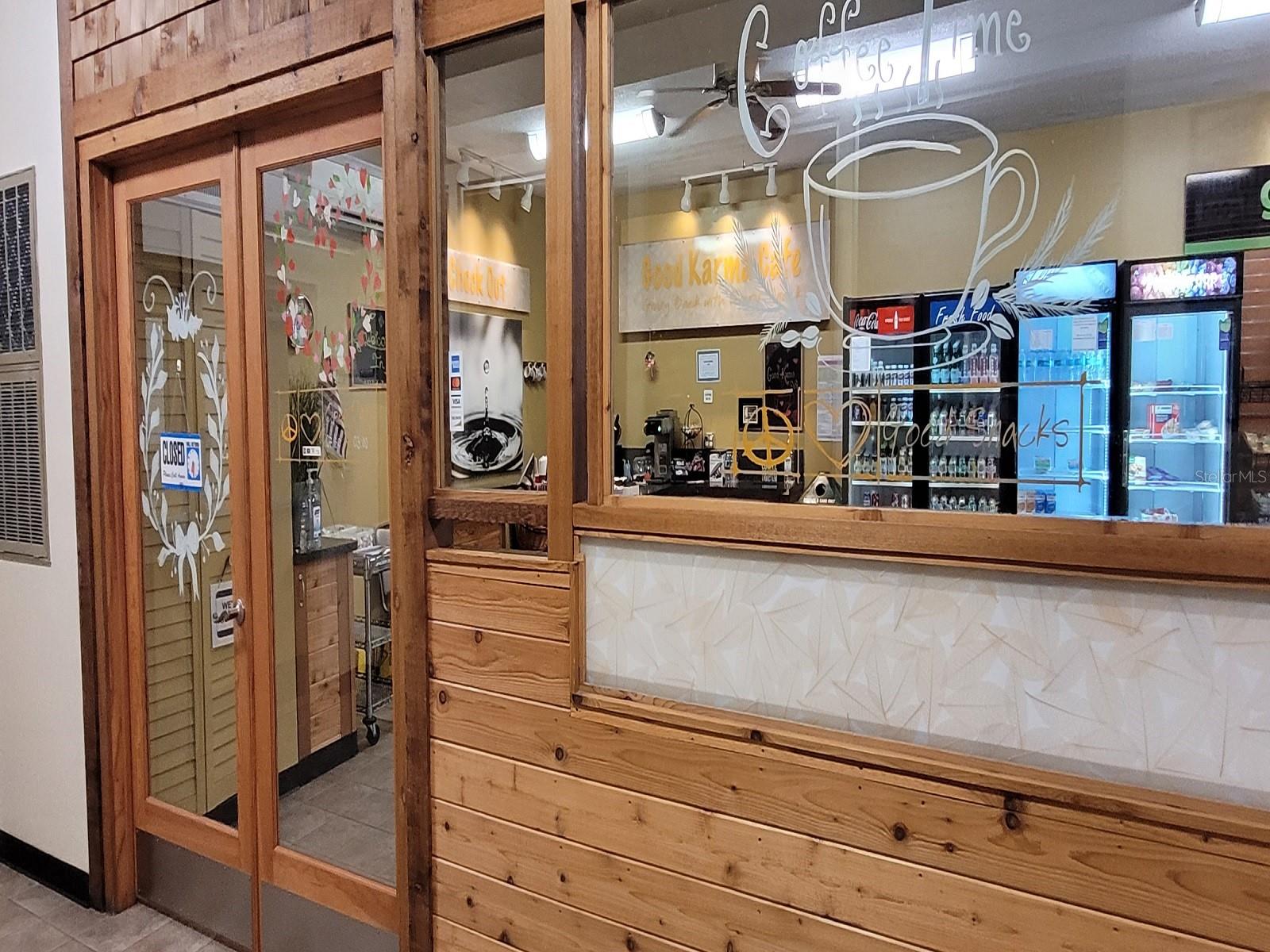 Image 32 of 35 For 2298 Netherlands Drive 32