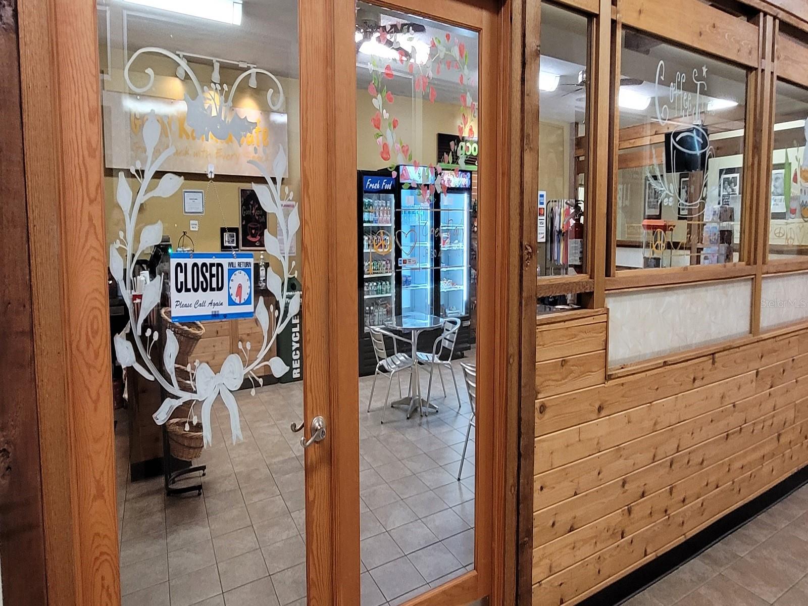 Image 33 of 35 For 2298 Netherlands Drive 32