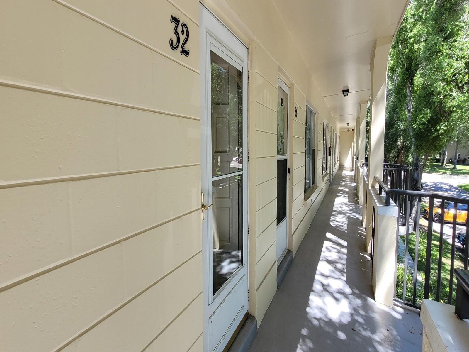 Image 4 of 35 For 2298 Netherlands Drive 32