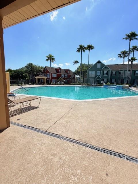 Image 17 of 21 For 9108 Lake Chase Island Way 9108