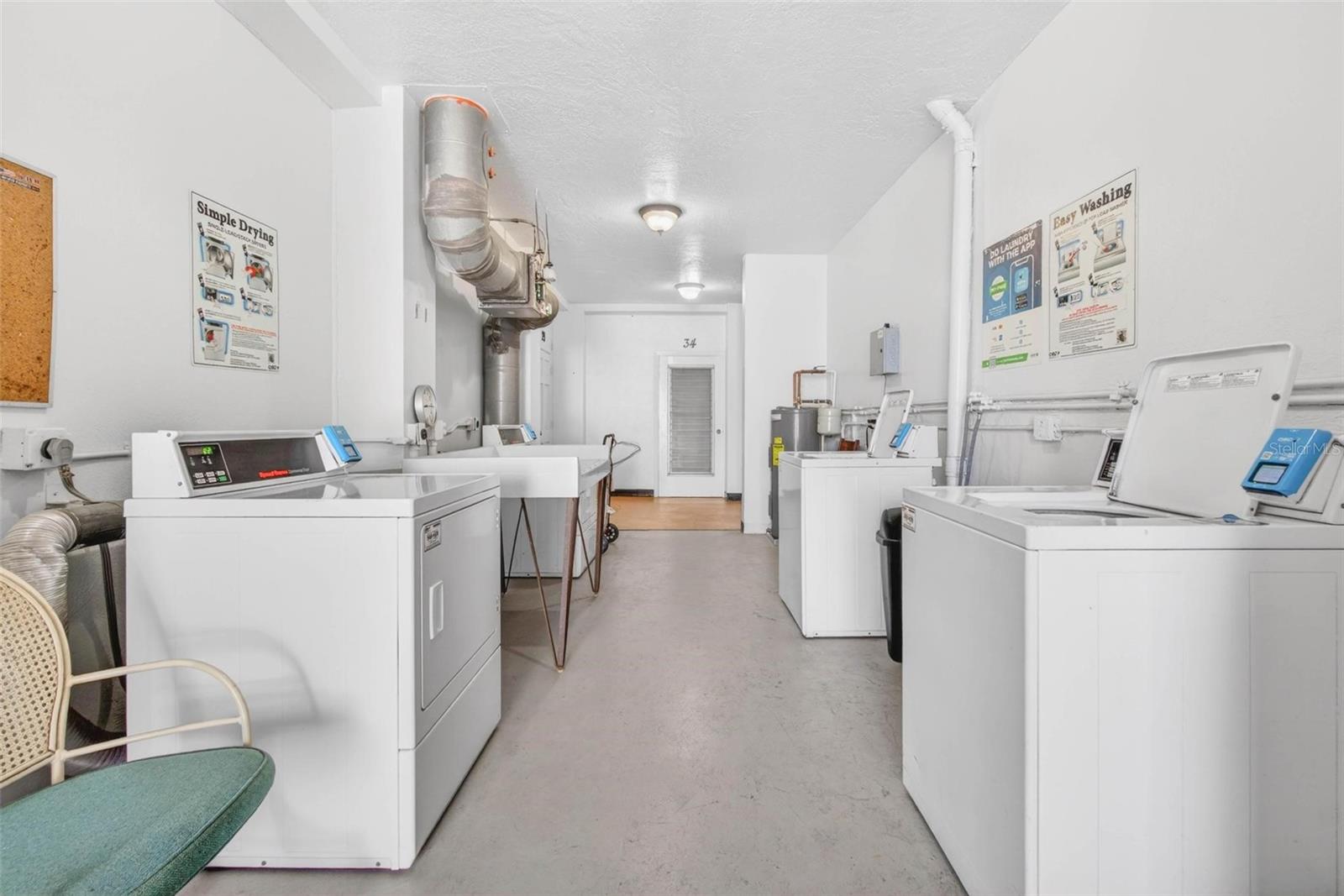 Image 18 of 59 For 2430 Brazilia Drive 64