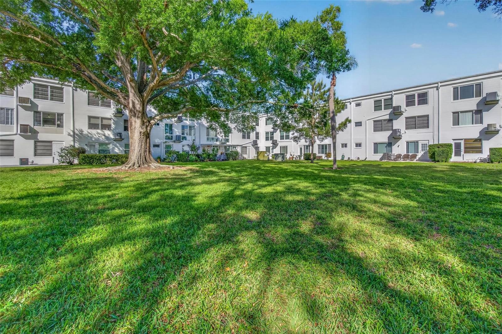 Image 19 of 59 For 2430 Brazilia Drive 64