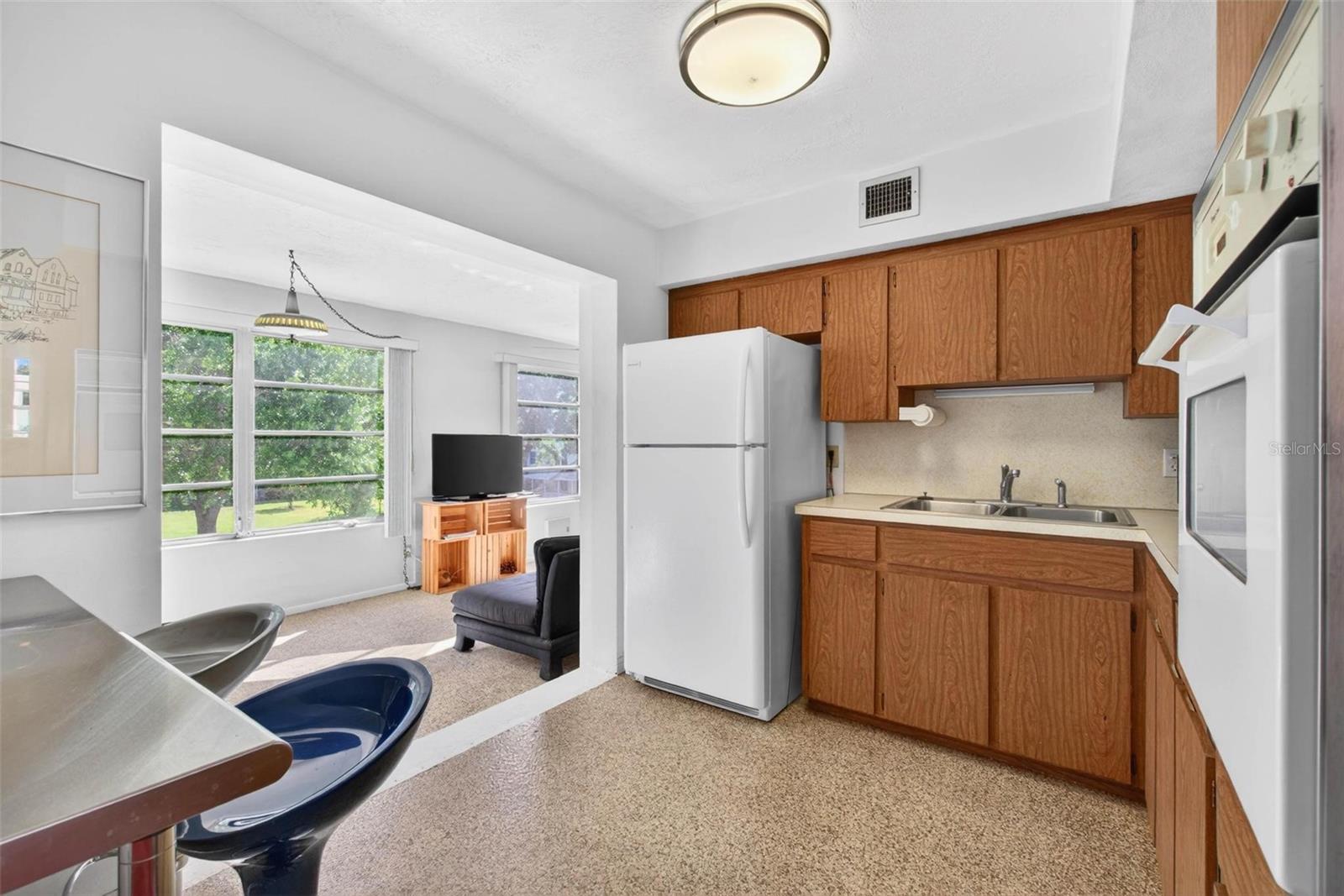 Image 6 of 59 For 2430 Brazilia Drive 64