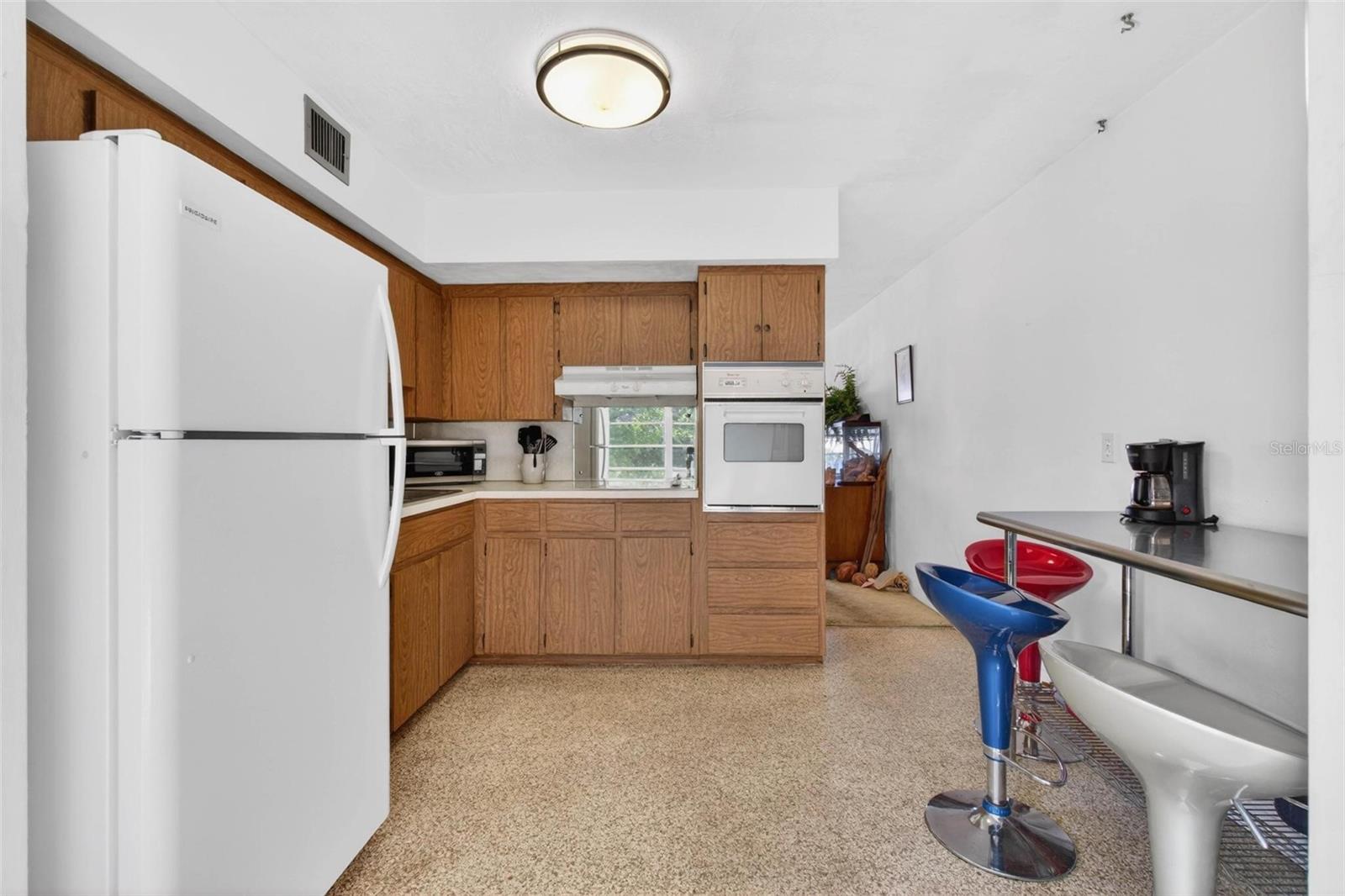 Image 8 of 59 For 2430 Brazilia Drive 64