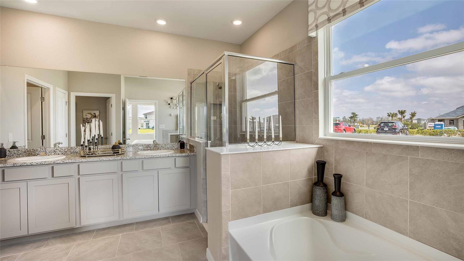 Image 12 of 17 For 32693 Duluth Drive