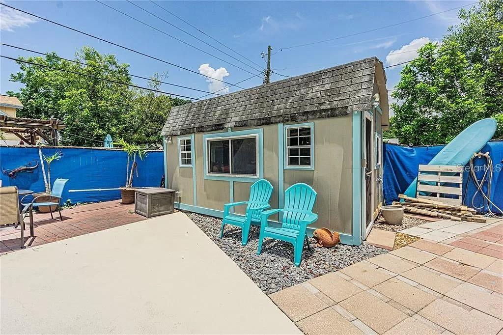 Image 15 of 16 For 9201 86th Avenue