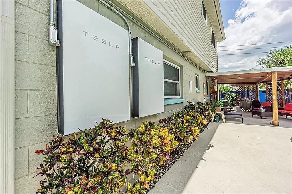 Image 16 of 16 For 9201 86th Avenue