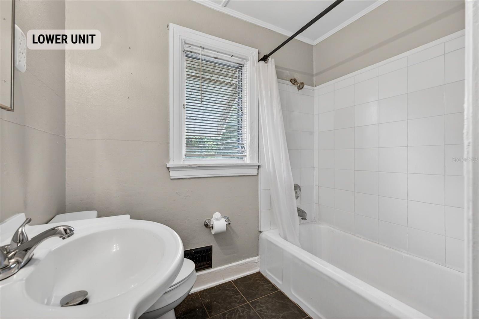 Image 19 of 24 For 4411 1st Avenue N