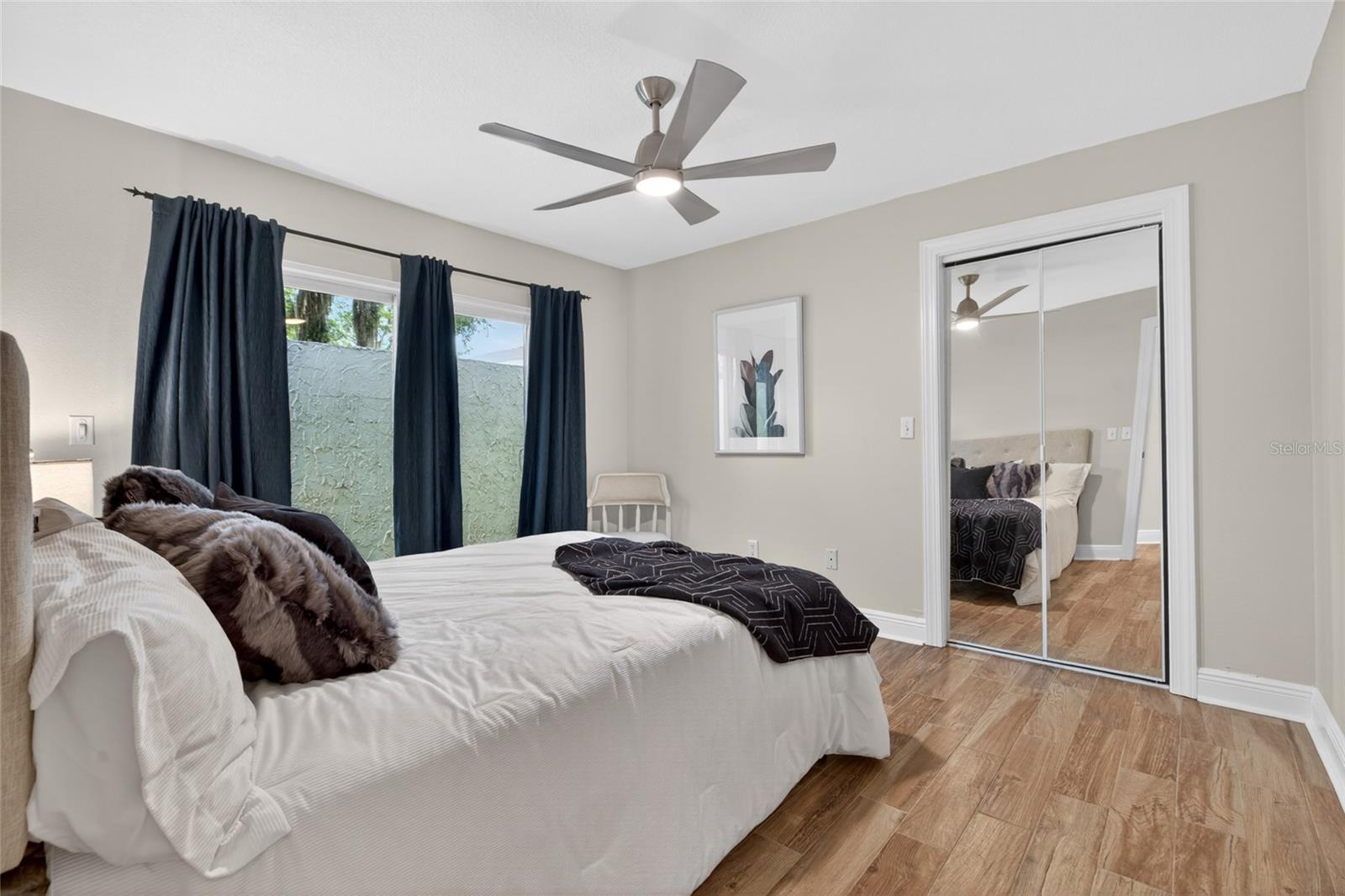 Listing photo id 47 for 13522 Avista Drive