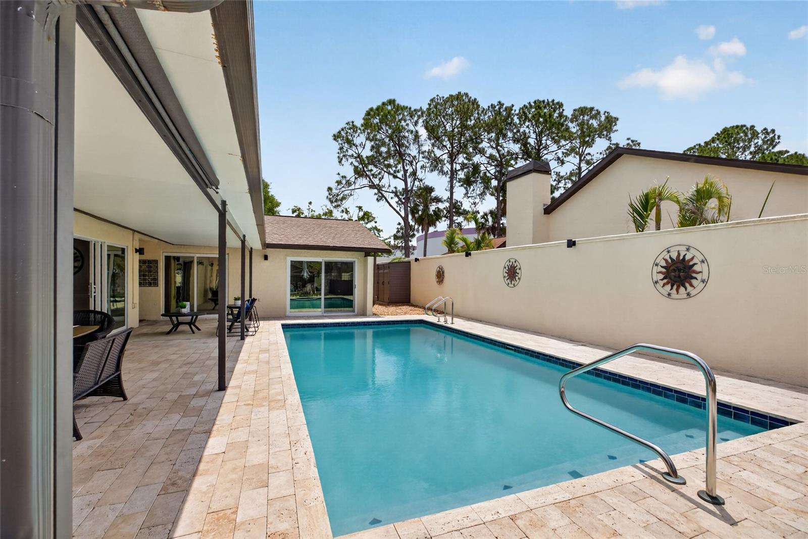Listing photo id 50 for 13522 Avista Drive