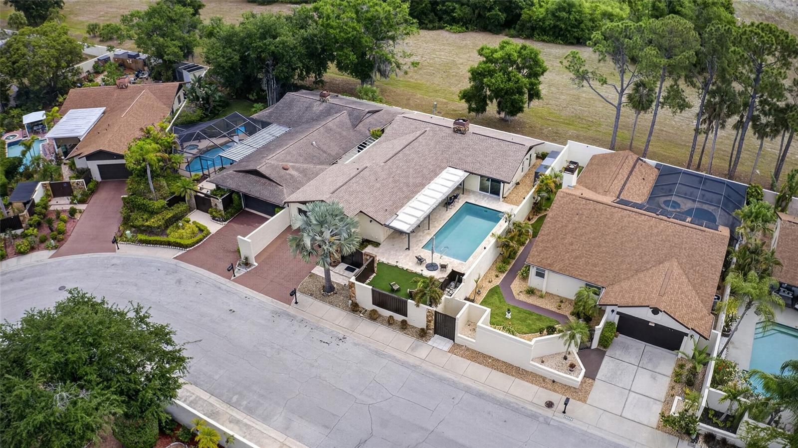 Listing photo id 57 for 13522 Avista Drive