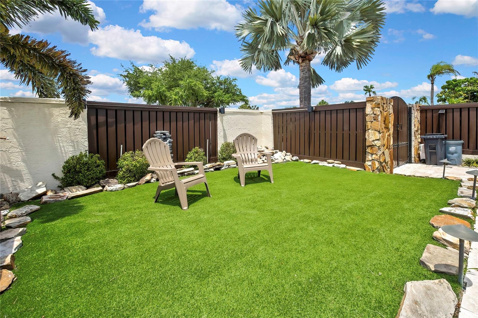 Listing photo id 4 for 13522 Avista Drive