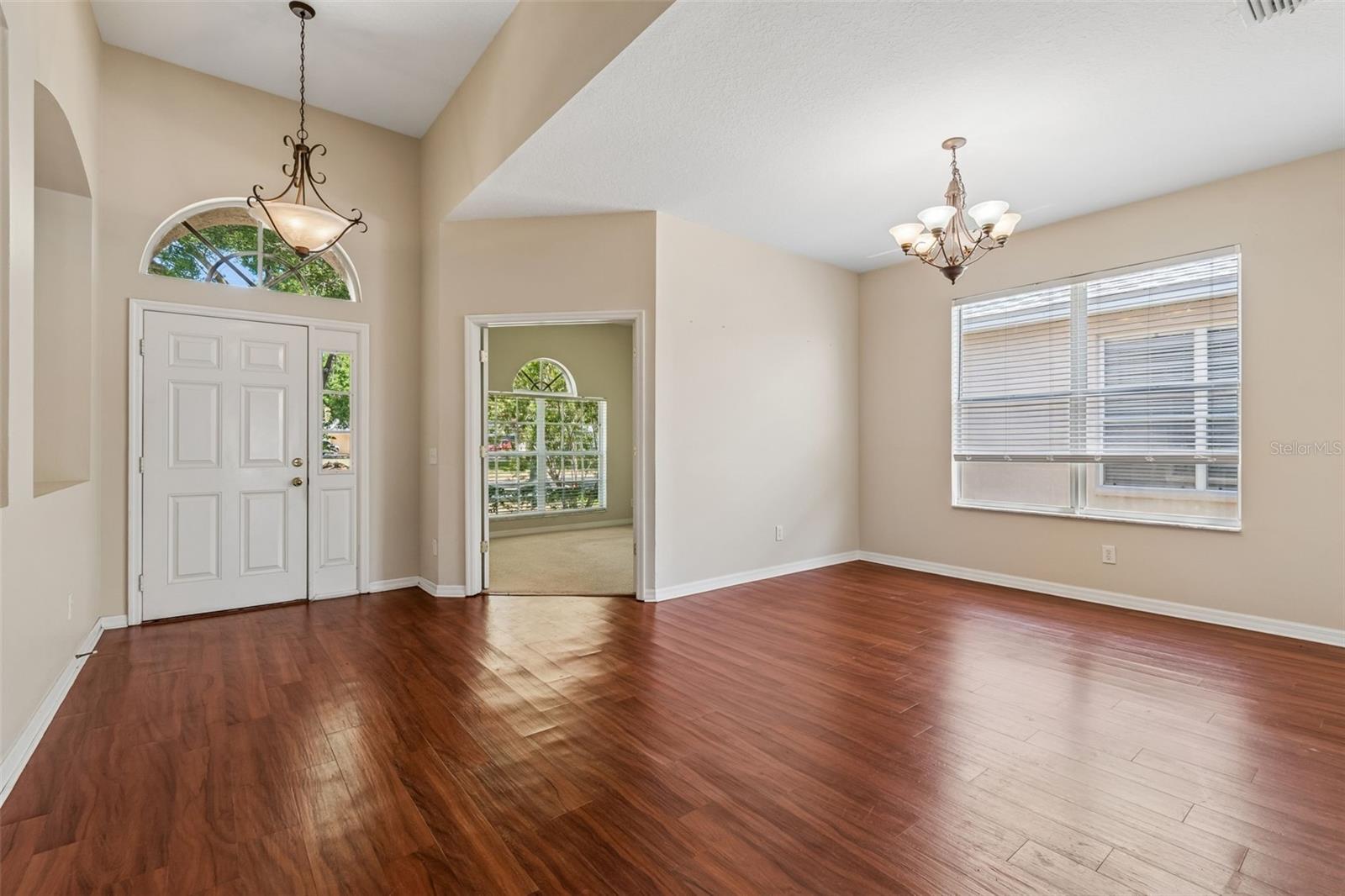 Listing photo id 10 for 4789 Whispering Wind Avenue