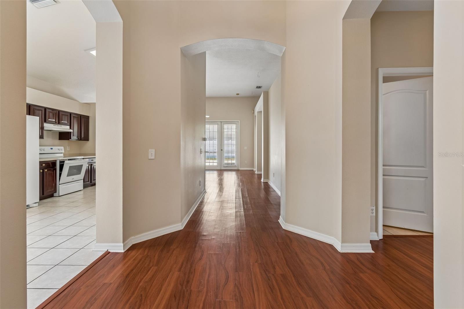 Listing photo id 22 for 4789 Whispering Wind Avenue