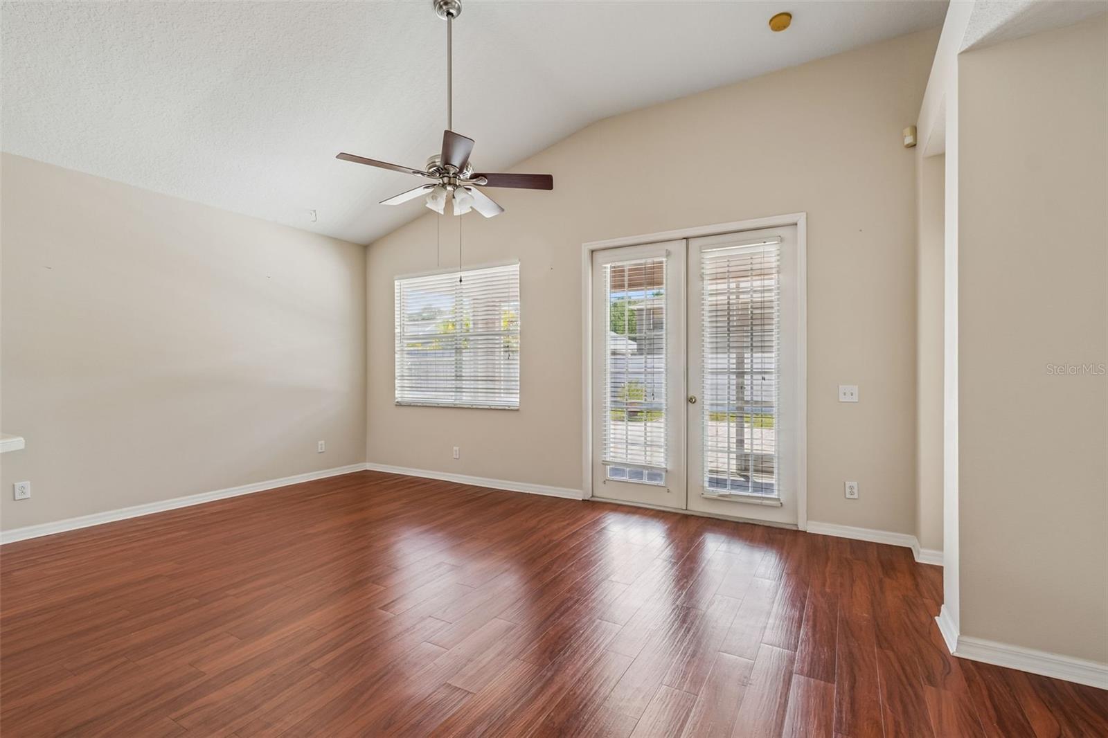 Listing photo id 54 for 4789 Whispering Wind Avenue