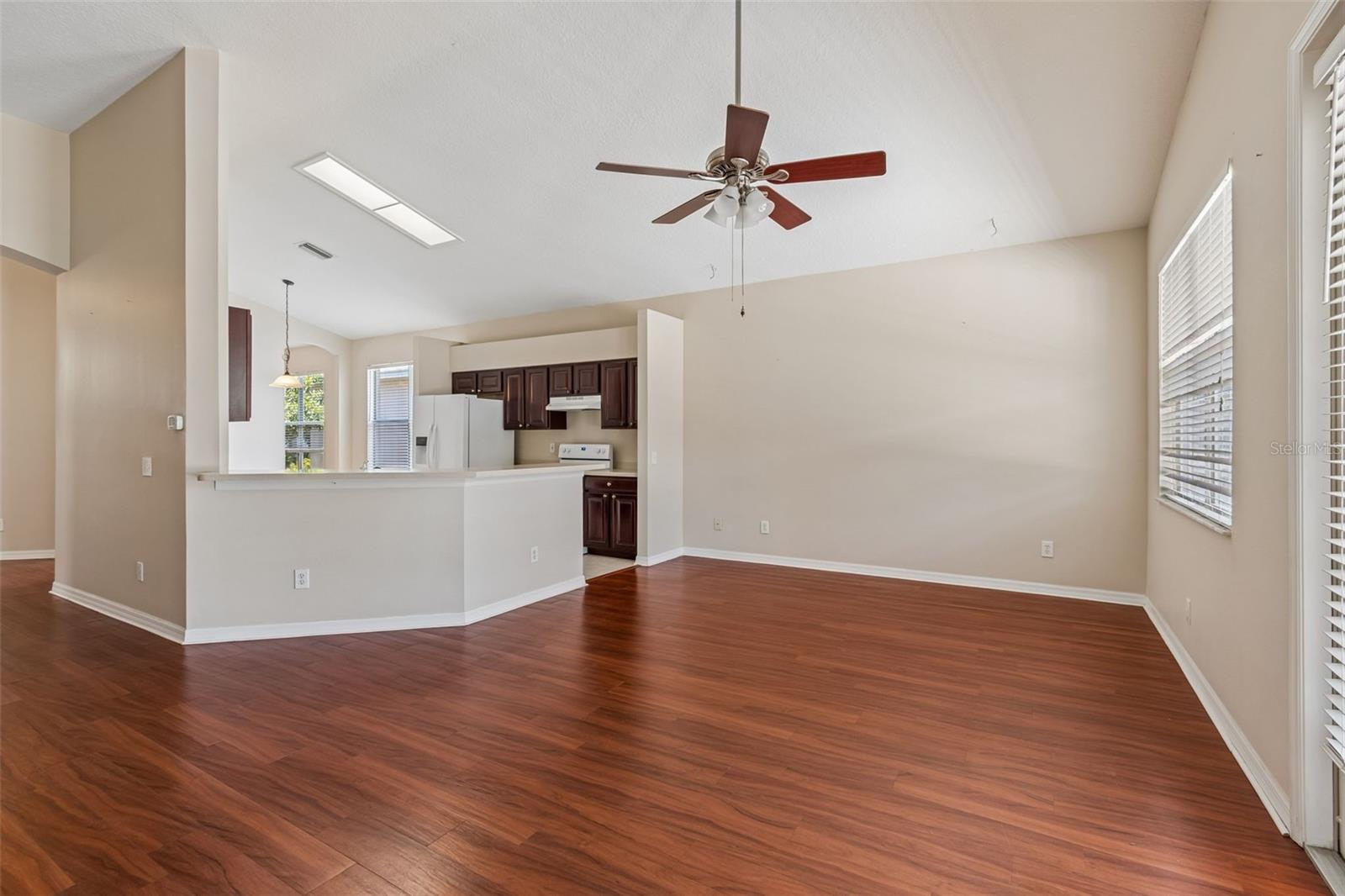 Listing photo id 57 for 4789 Whispering Wind Avenue