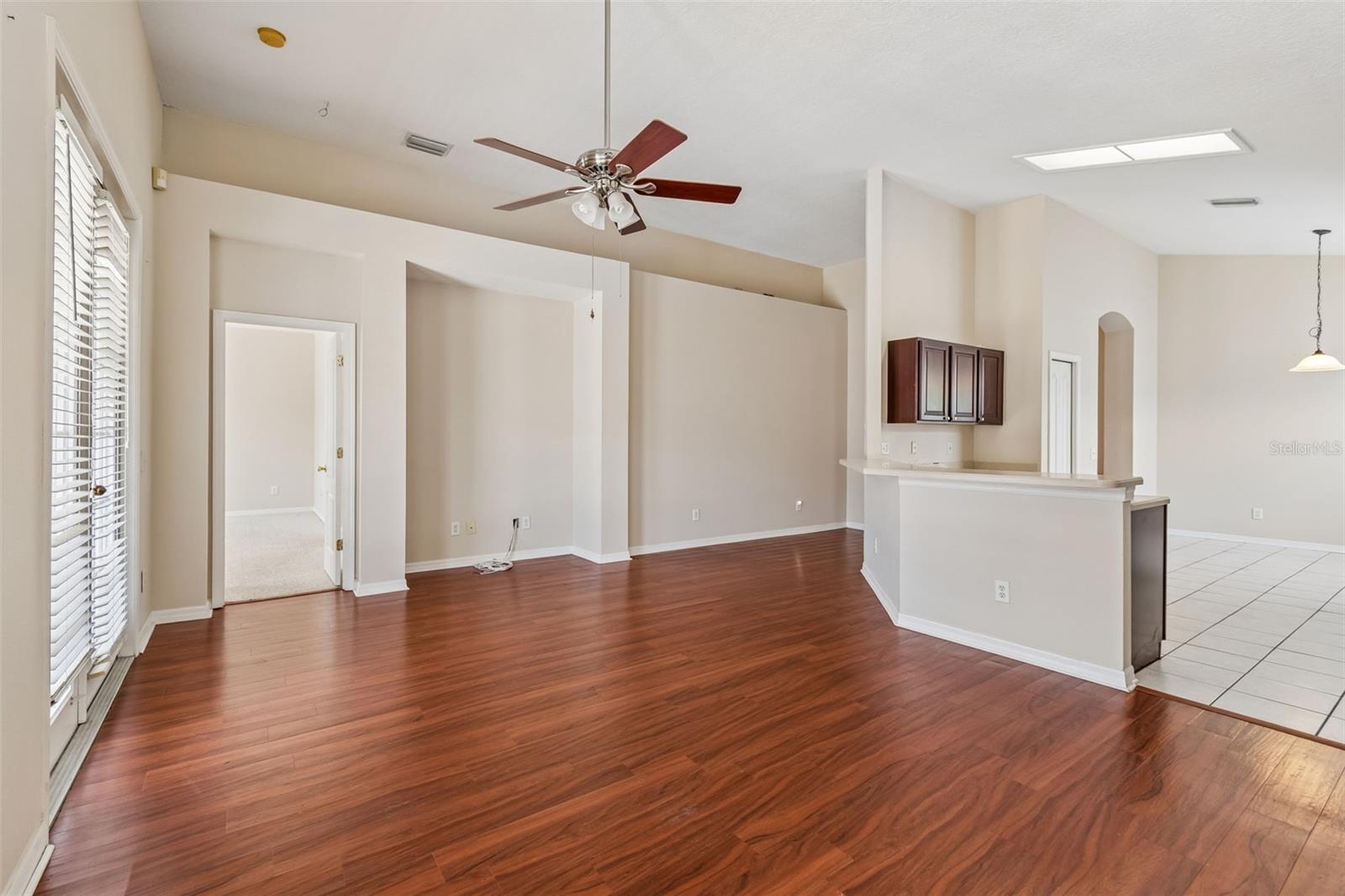 Listing photo id 58 for 4789 Whispering Wind Avenue