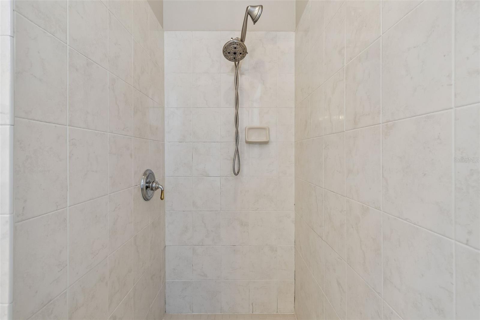 Listing photo id 69 for 4789 Whispering Wind Avenue