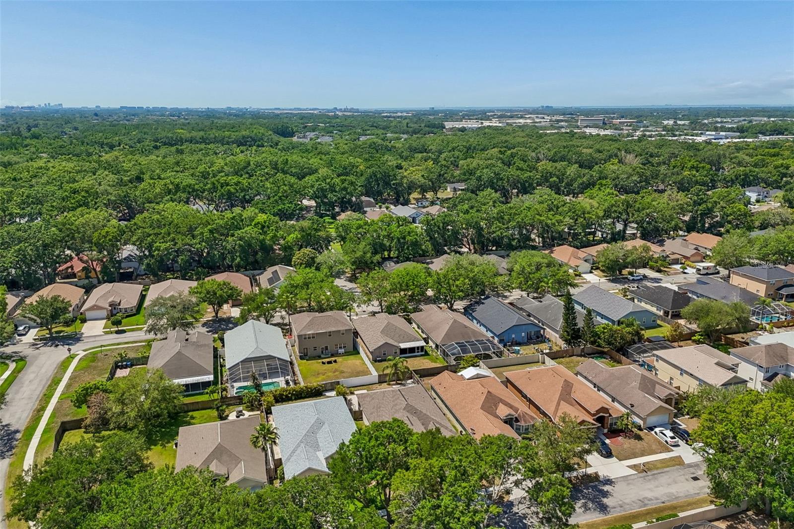 Listing photo id 92 for 4789 Whispering Wind Avenue