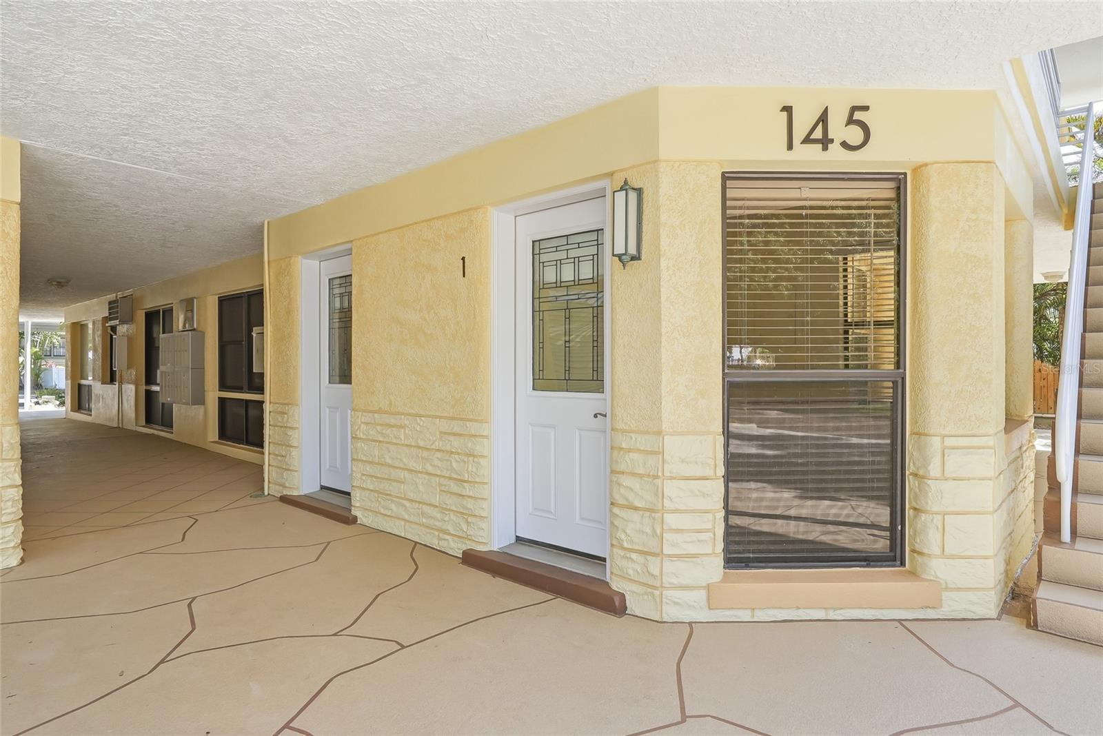 Image 16 of 27 For 145 10th Avenue N 1