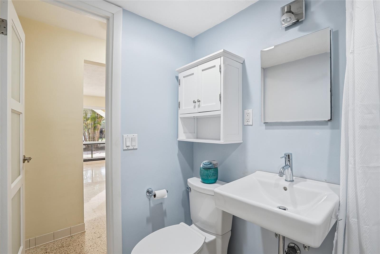 Image 24 of 27 For 145 10th Avenue N 1