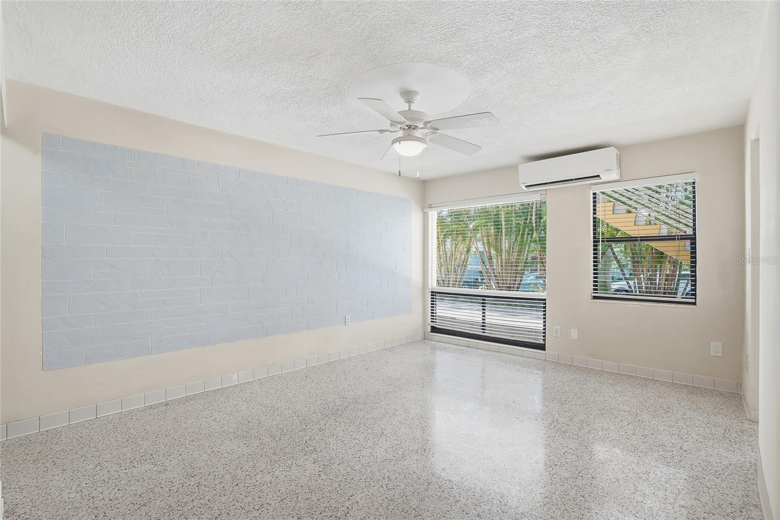 Image 6 of 27 For 145 10th Avenue N 1