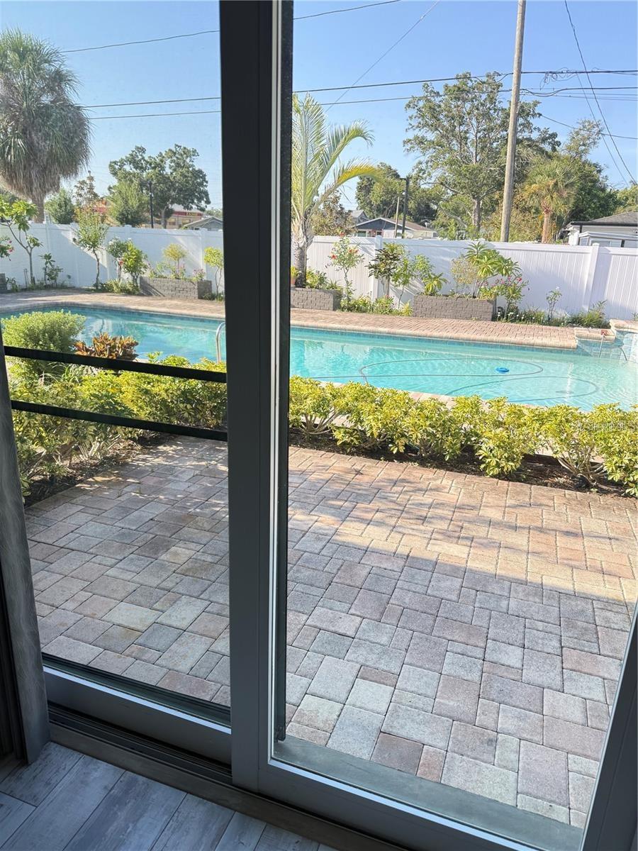 Image 10 of 31 For 440 50th Avenue N