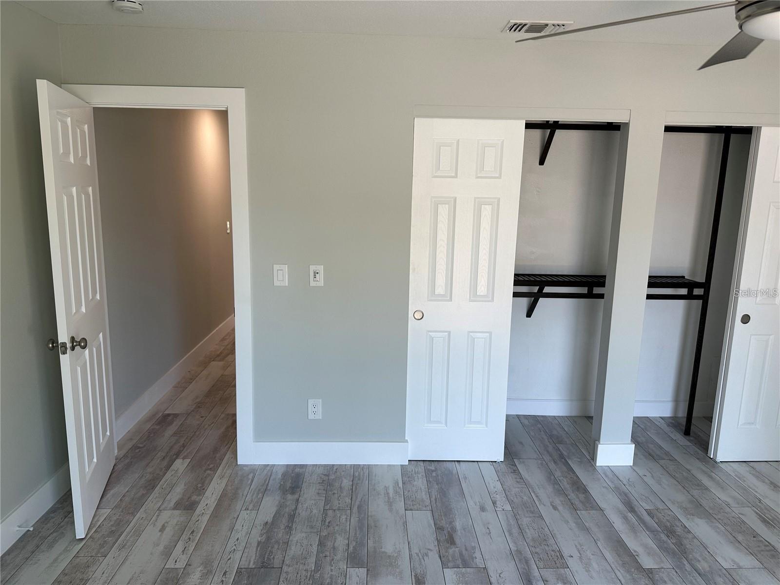 Image 15 of 31 For 440 50th Avenue N