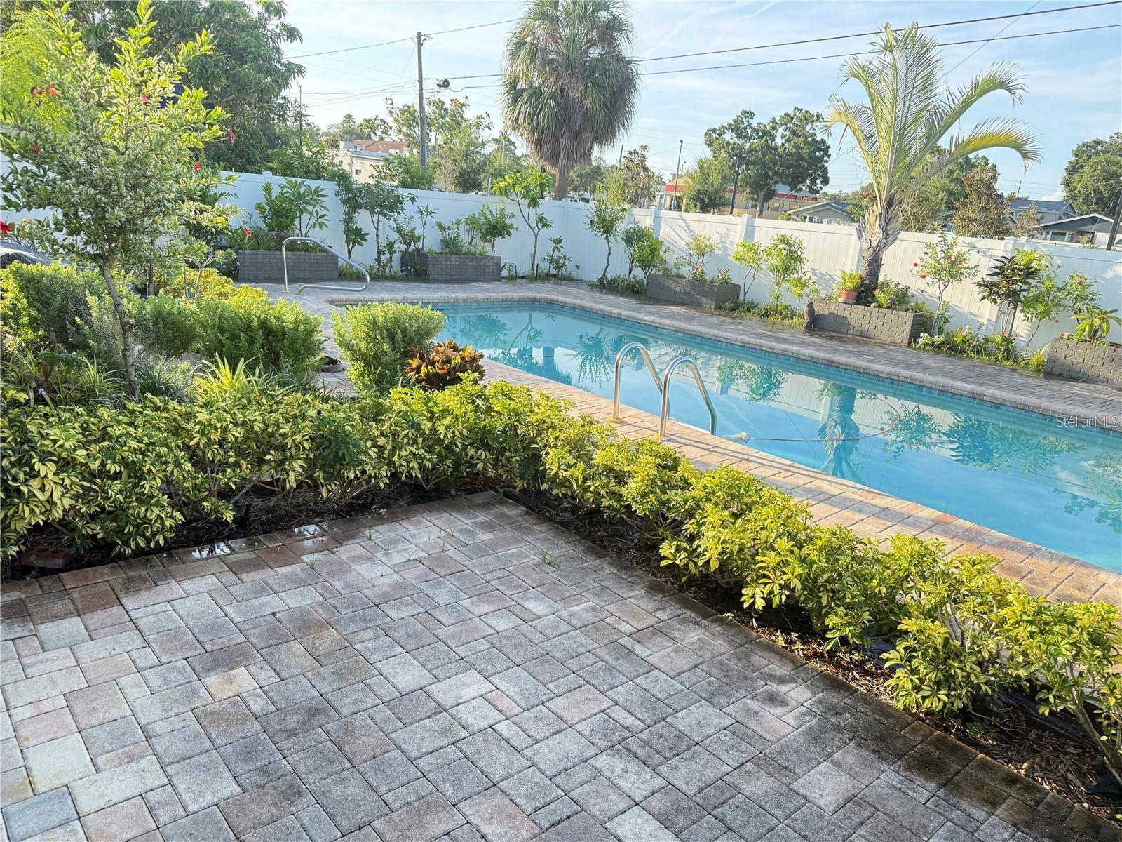 Image 20 of 31 For 440 50th Avenue N