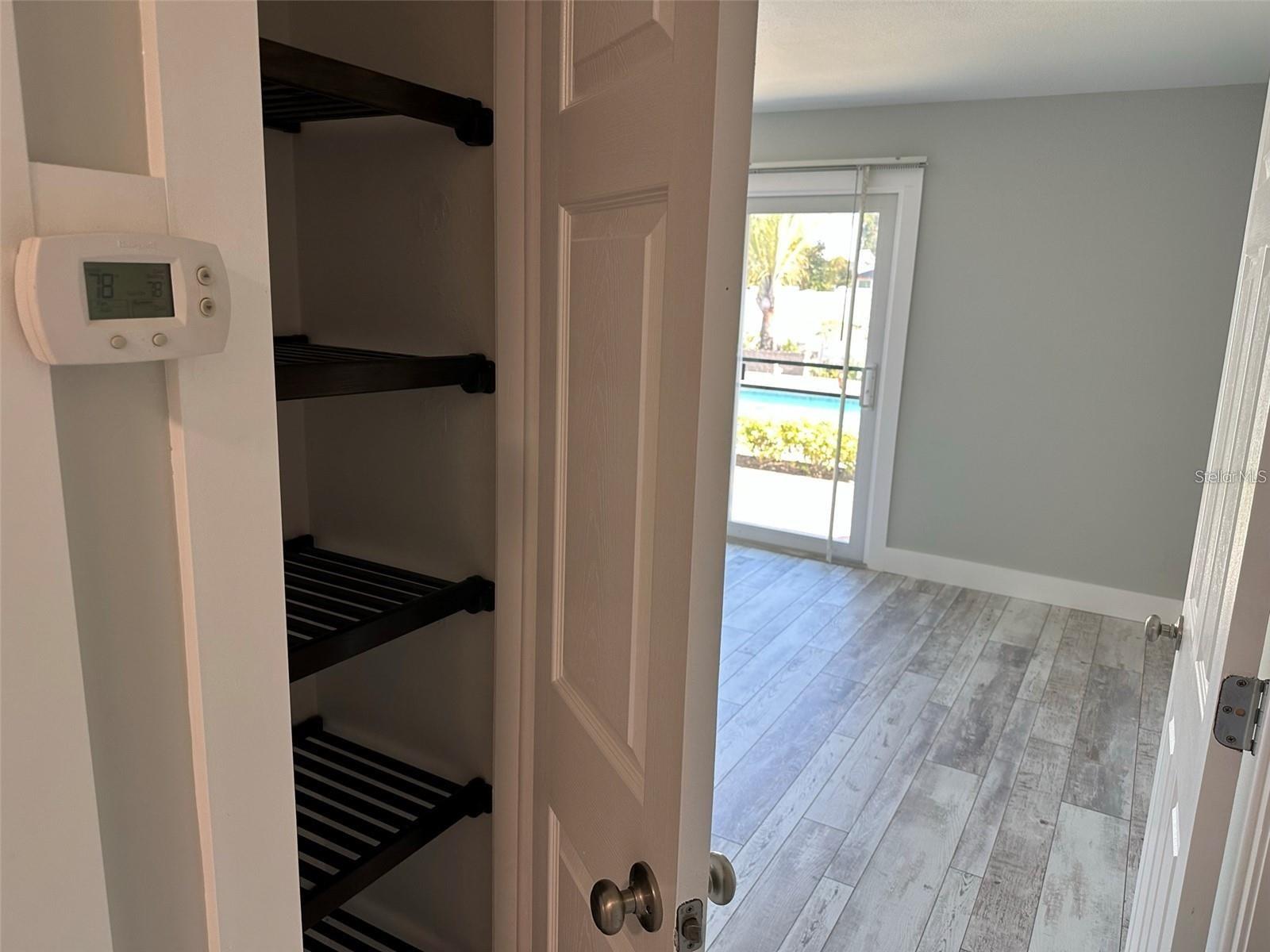 Image 27 of 31 For 440 50th Avenue N