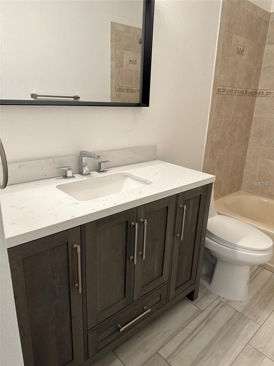 Image 28 of 31 For 440 50th Avenue N