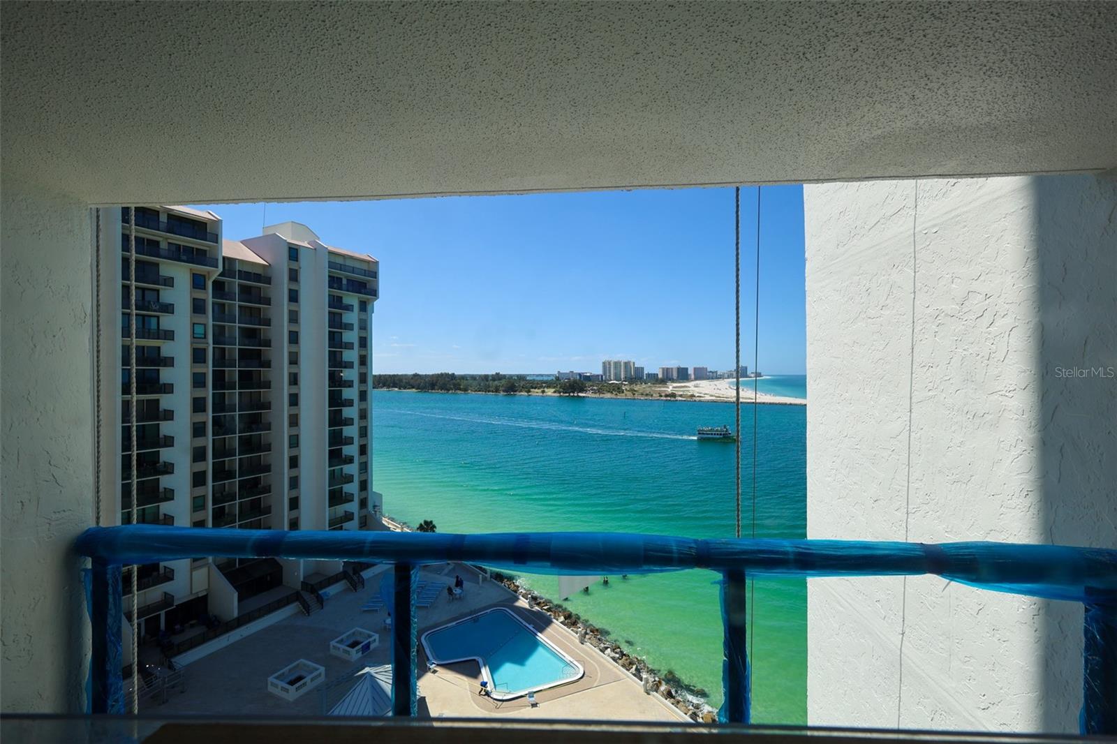 Image 20 of 29 For 440 Gulfview Boulevard 1105