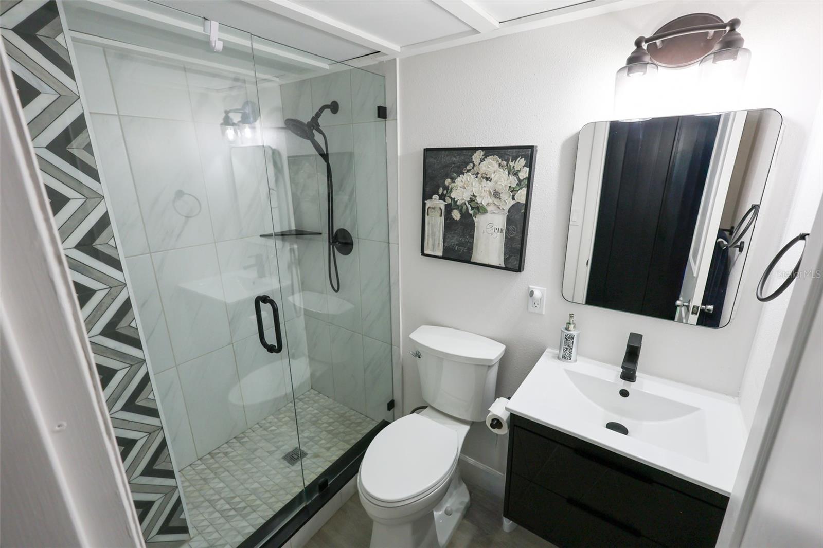 Image 24 of 29 For 440 Gulfview Boulevard 1105