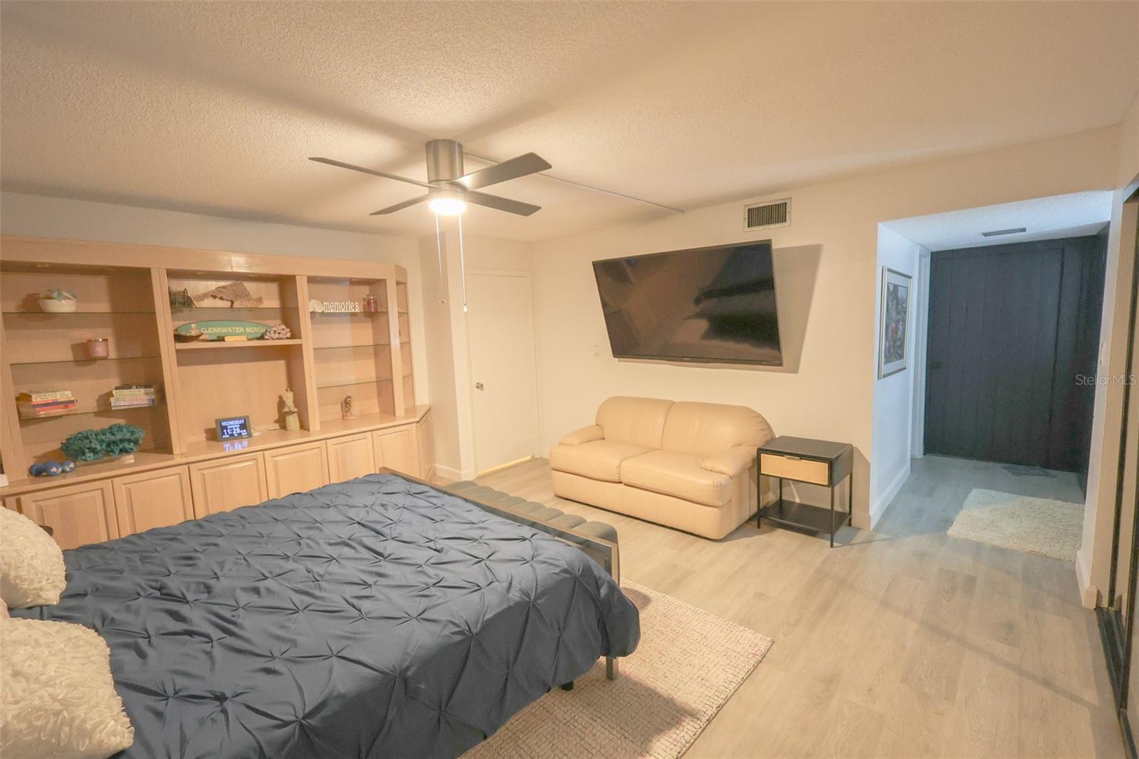 Image 27 of 29 For 440 Gulfview Boulevard 1105