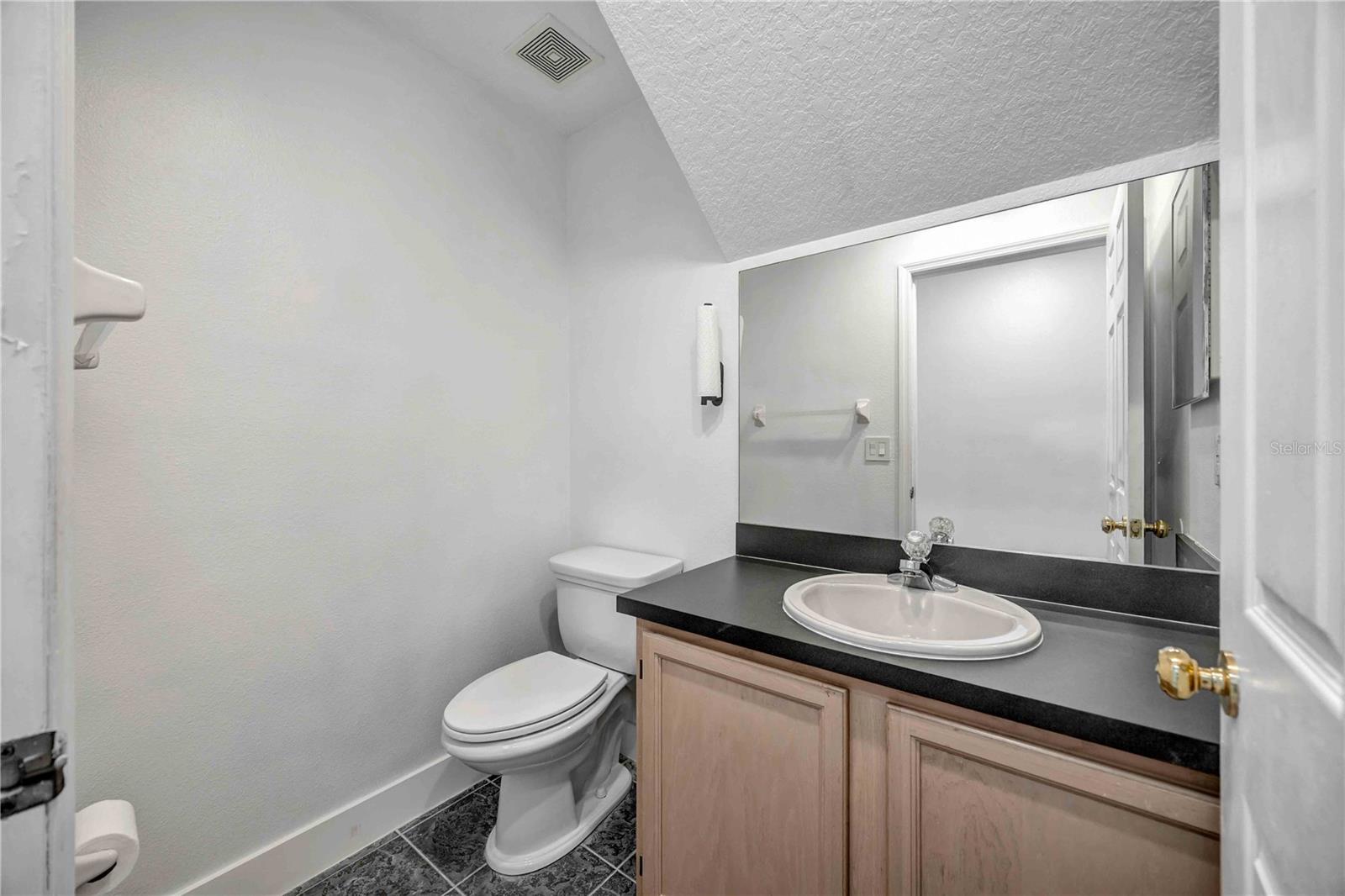 Image 13 of 65 For 727 Kensington Lake Circle