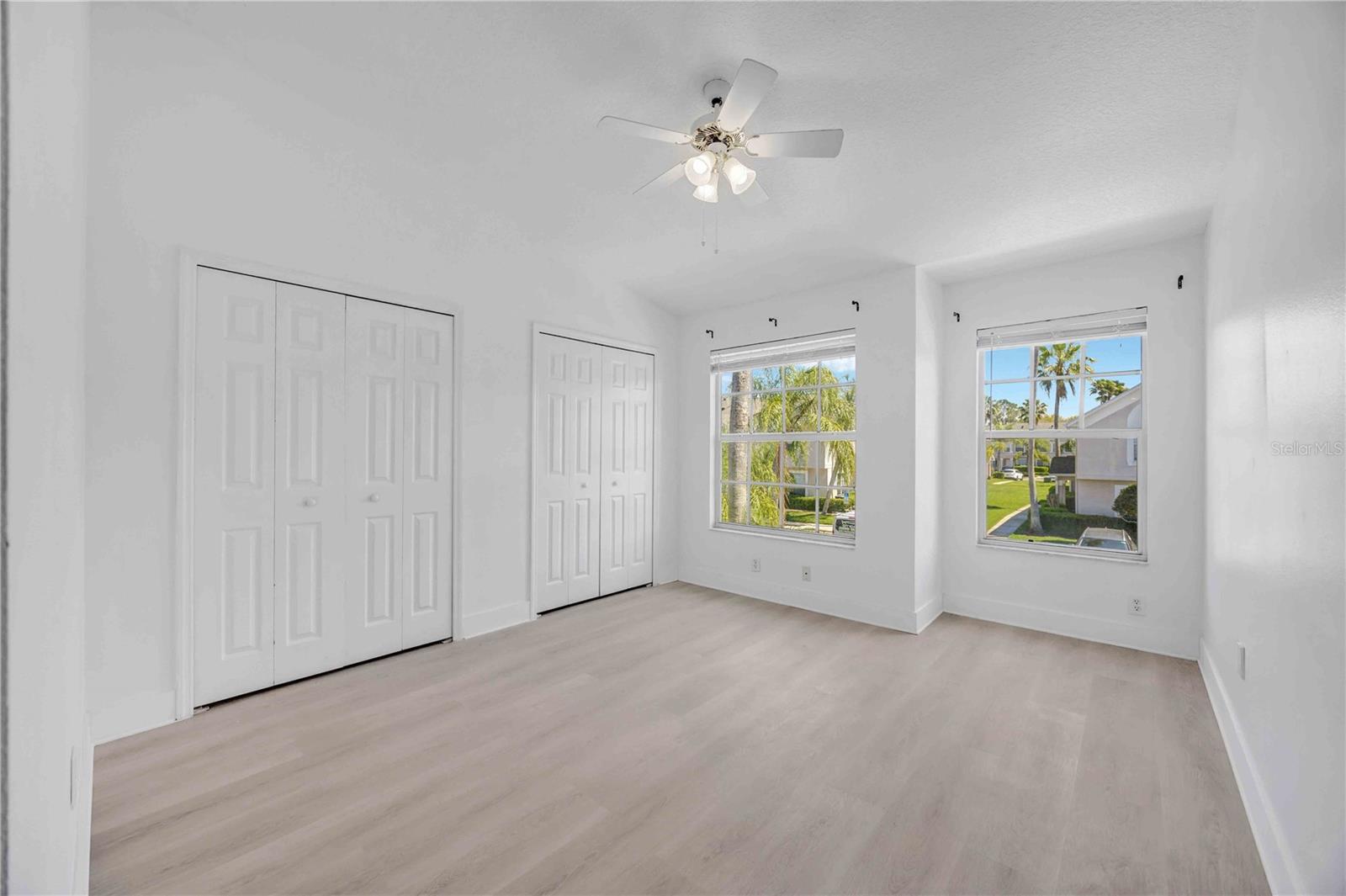 Image 33 of 65 For 727 Kensington Lake Circle