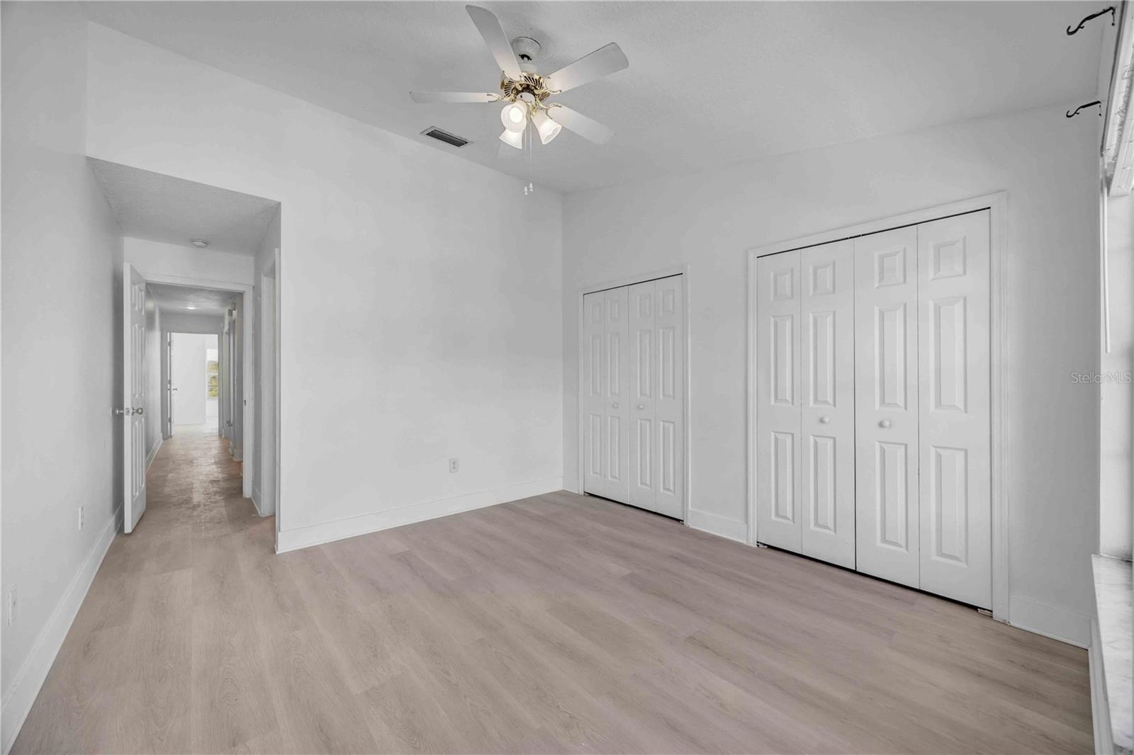 Image 34 of 65 For 727 Kensington Lake Circle