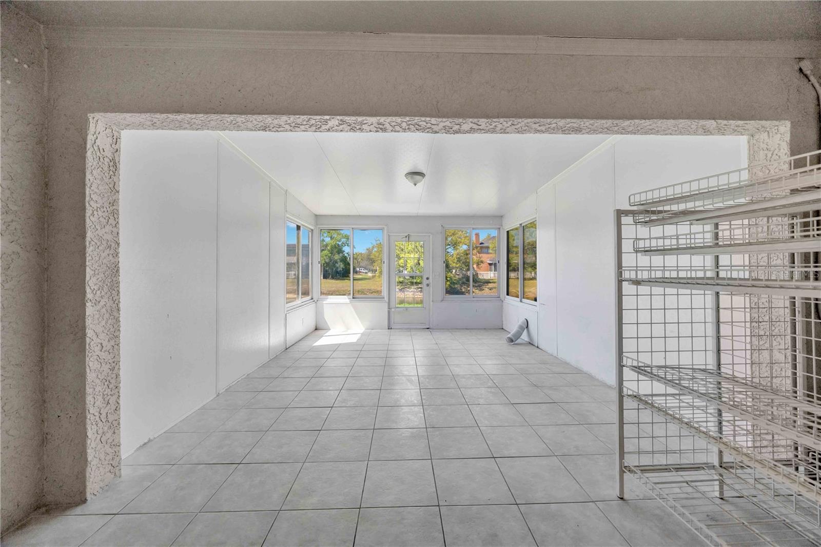 Image 52 of 65 For 727 Kensington Lake Circle