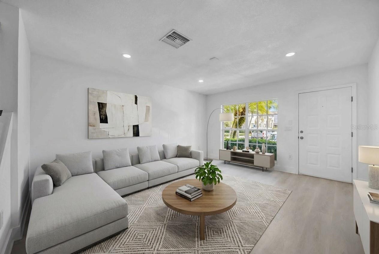 Image 7 of 65 For 727 Kensington Lake Circle