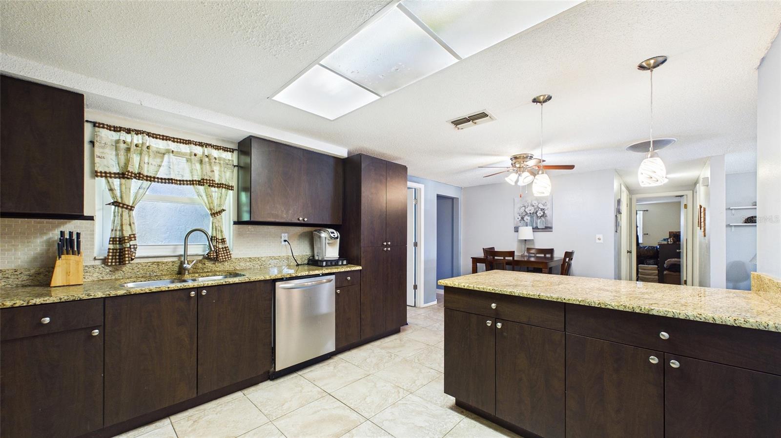 Image 15 of 49 For 8840 Carmen Lane