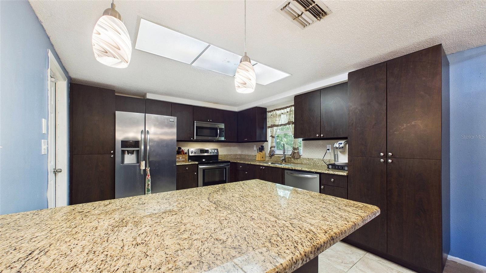 Image 16 of 49 For 8840 Carmen Lane