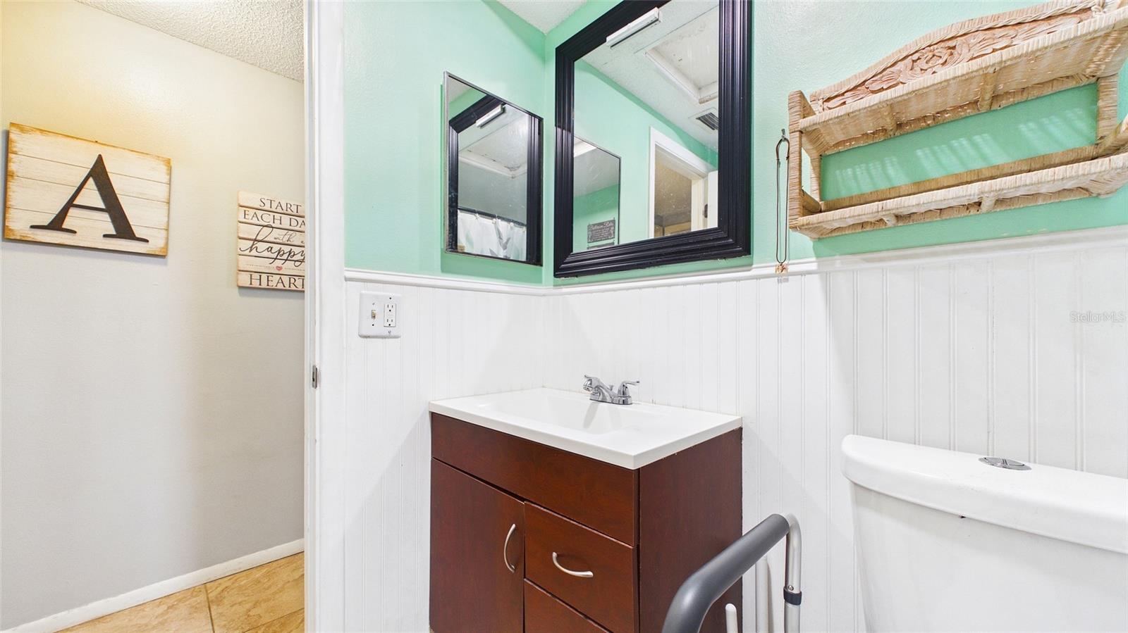 Image 23 of 49 For 8840 Carmen Lane