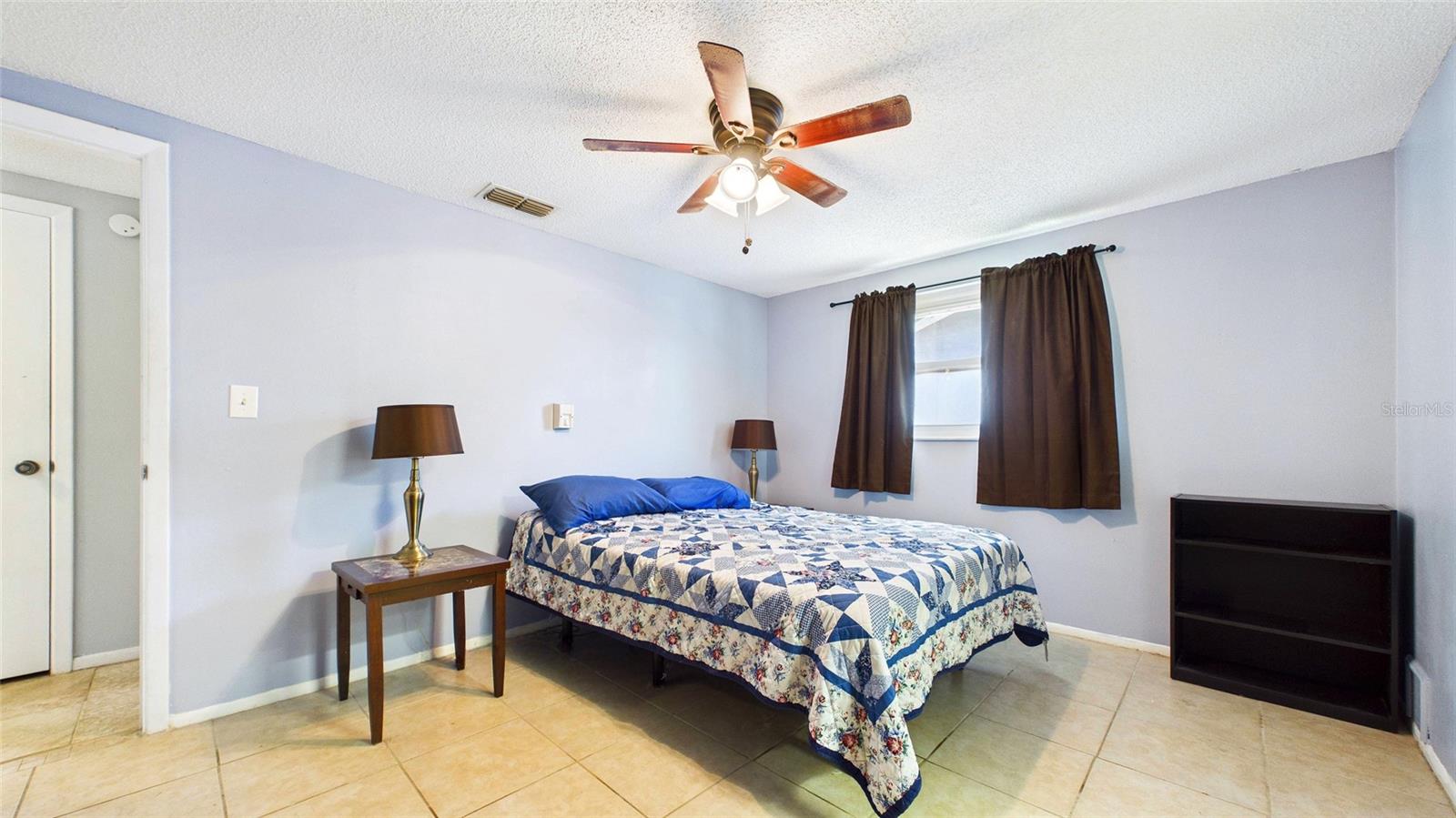 Image 25 of 49 For 8840 Carmen Lane