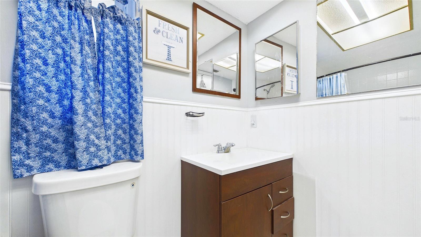 Image 30 of 49 For 8840 Carmen Lane