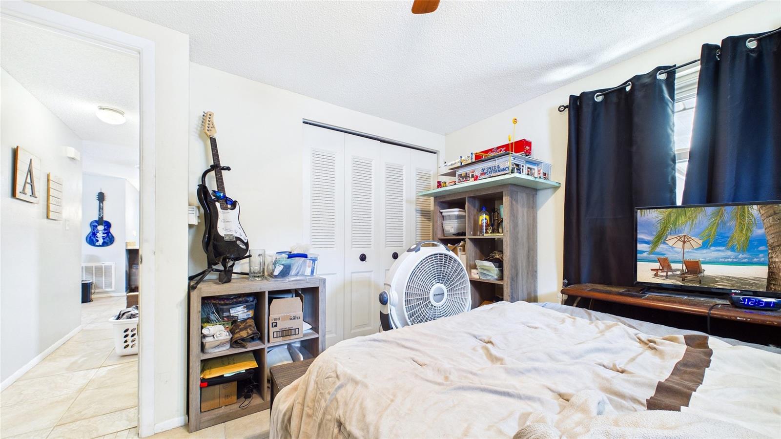 Image 33 of 49 For 8840 Carmen Lane