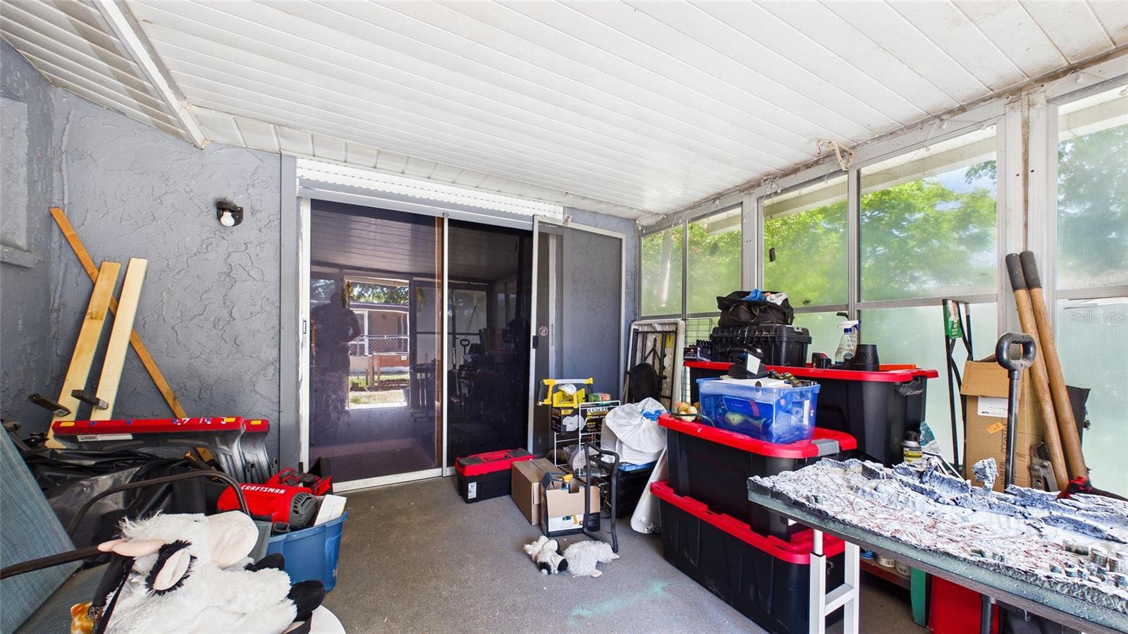 Image 34 of 49 For 8840 Carmen Lane