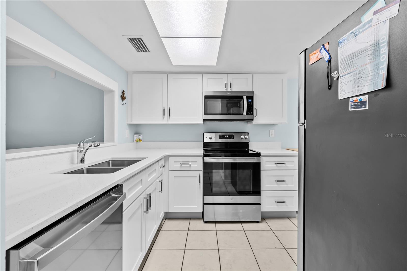 Image 10 of 50 For 9609 Brassie Court