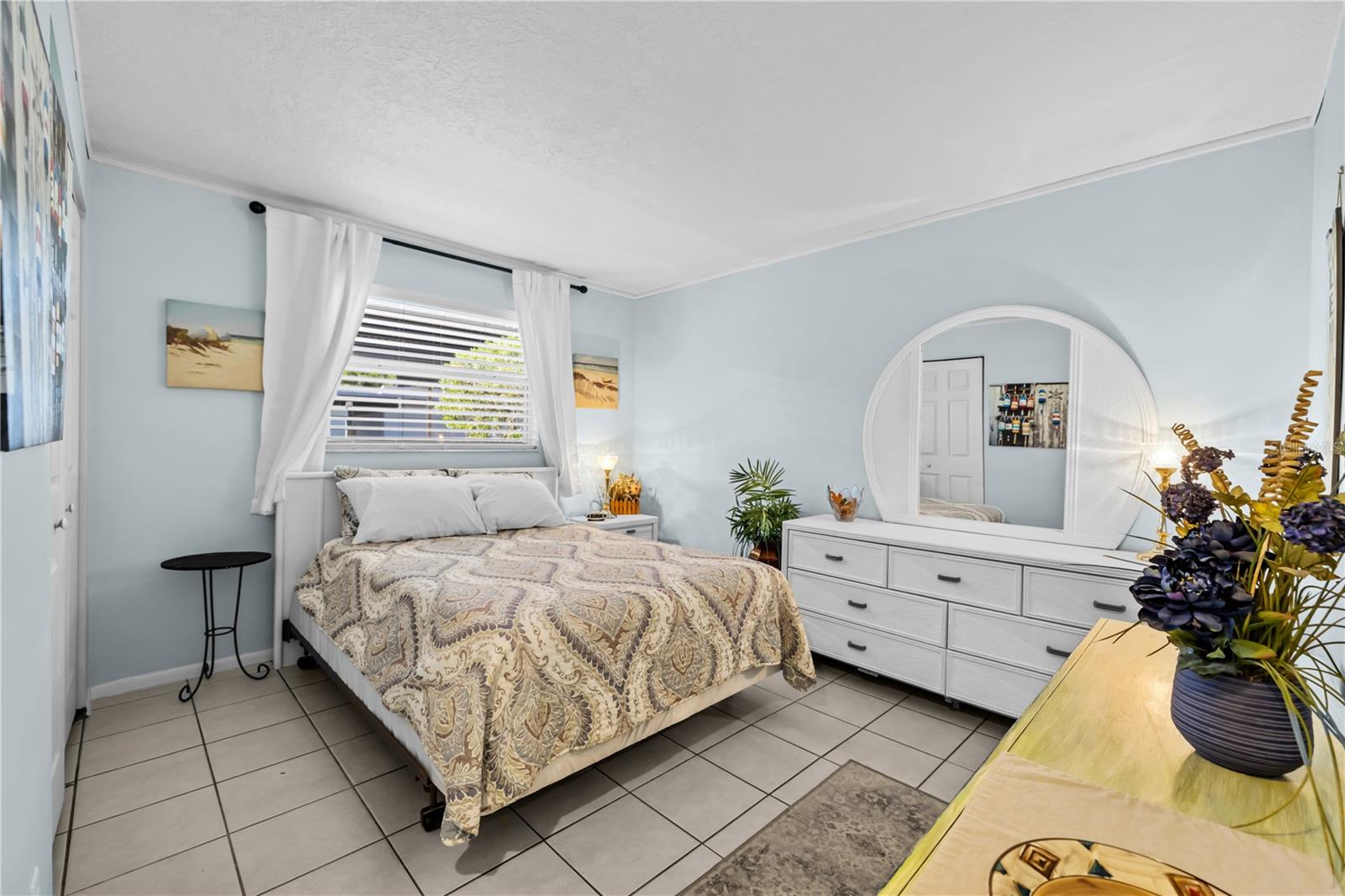 Image 19 of 50 For 9609 Brassie Court