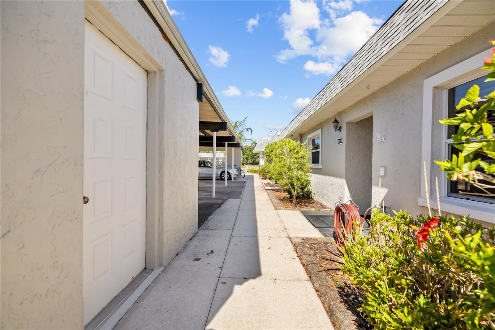 Image 7 of 50 For 9609 Brassie Court