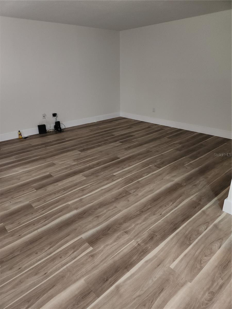 Image 2 of 6 For 11809 Raintree Lake Lane B